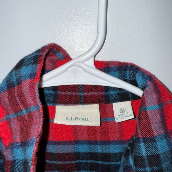 L.L. Bean Womens XS Petite Red & Blue Plaid Button-Up Flannel Pajama Shirt - Picture 4 of 5
